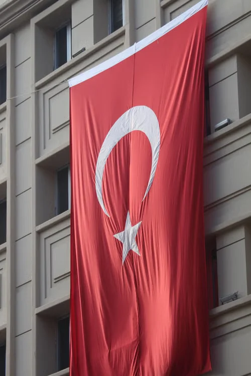 Dış Cephe Bayrakları